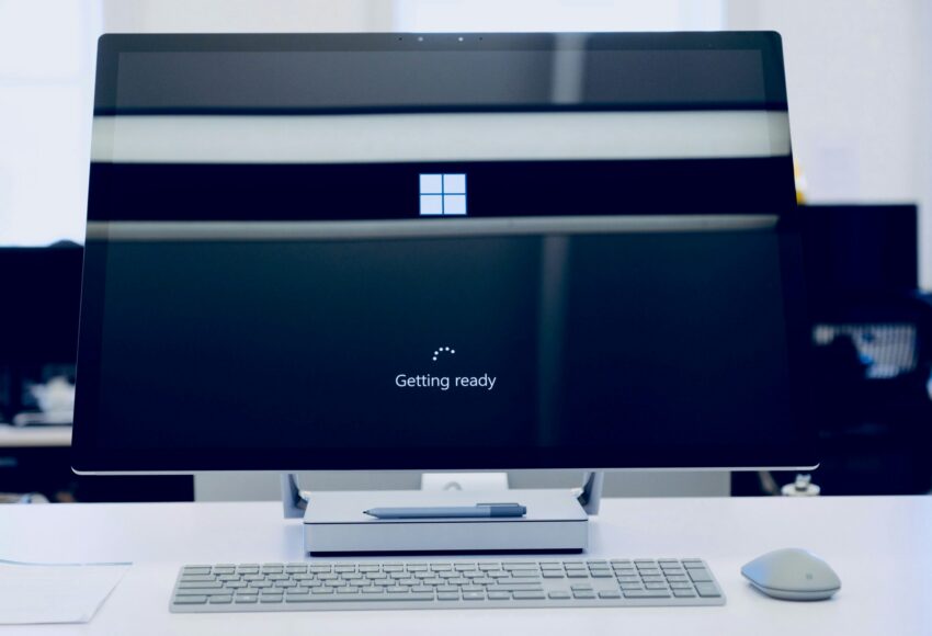 flat-screen-computer-monitor-turned-on